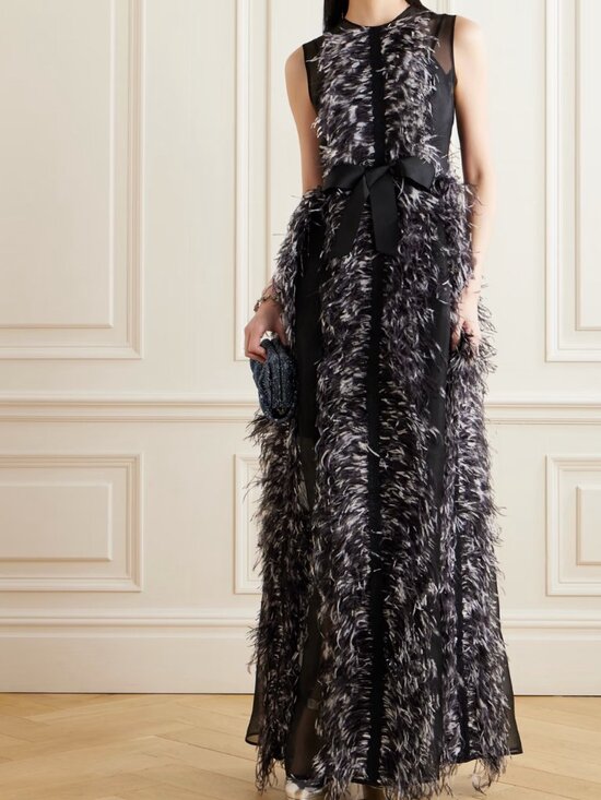 Huishan Zhang Dresses & Skirts - New Huishan Zhang Beau Handmade Ostrich Feather Silk Organza Gown Size 12 US